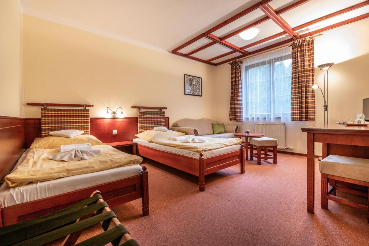 Hotel Golfer Kremnica Exterior foto